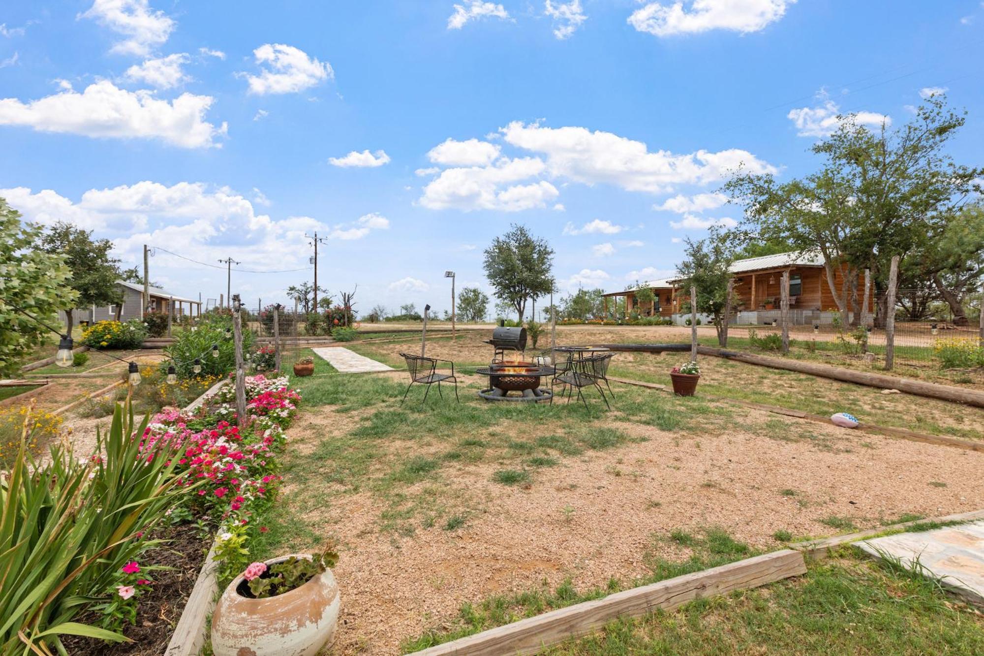 Hr Cabin 4 - The Sunflower Cottage Fredericksburg Dış mekan fotoğraf